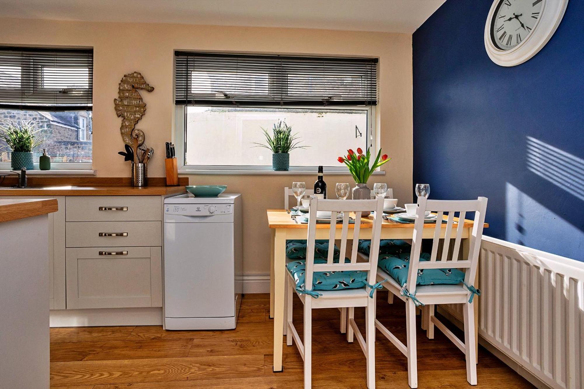 Finest Retreats - Byron Street Amble